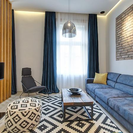 Luxury Apartment By Hi5 -Andrassy Suite Будапеща Екстериор снимка