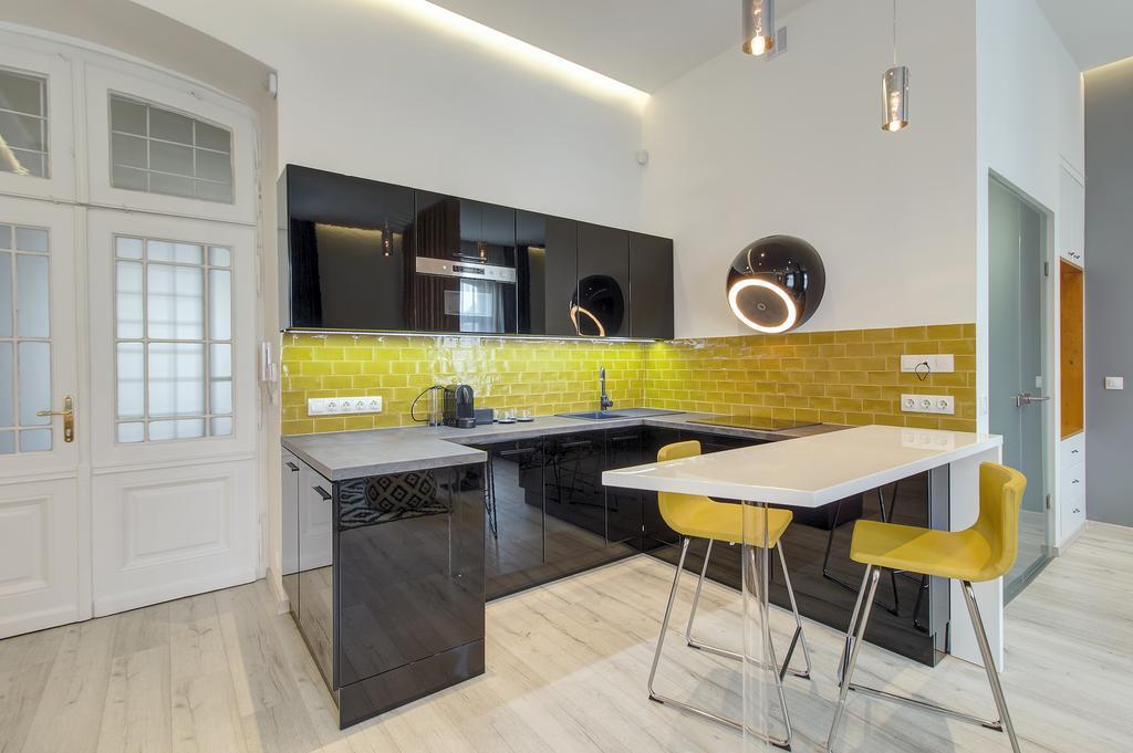 Luxury Apartment By Hi5 -Andrassy Suite Будапеща Екстериор снимка