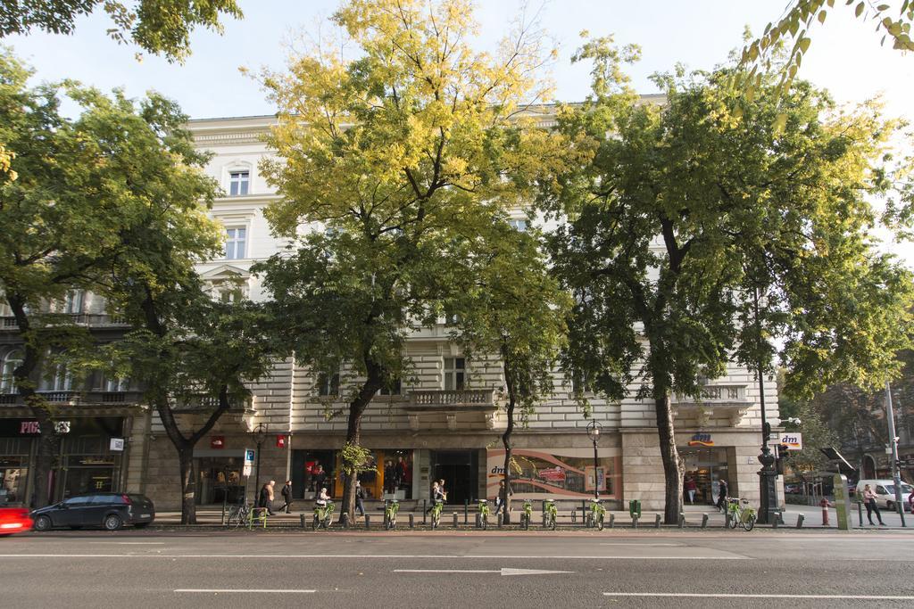 Luxury Apartment By Hi5 -Andrassy Suite Будапеща Екстериор снимка