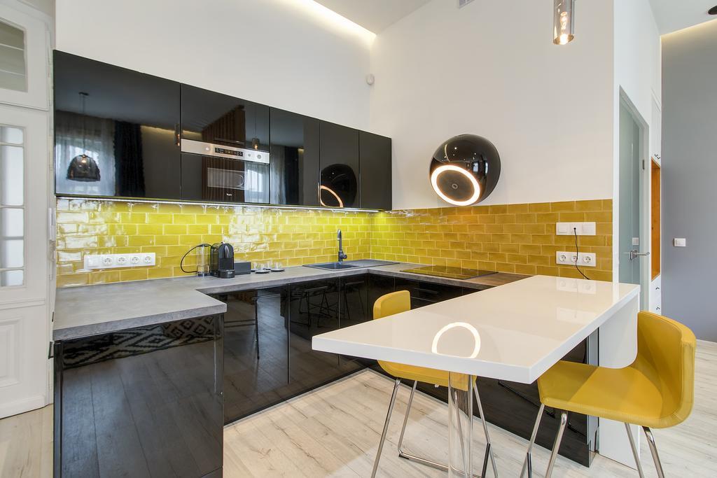 Luxury Apartment By Hi5 -Andrassy Suite Будапеща Екстериор снимка