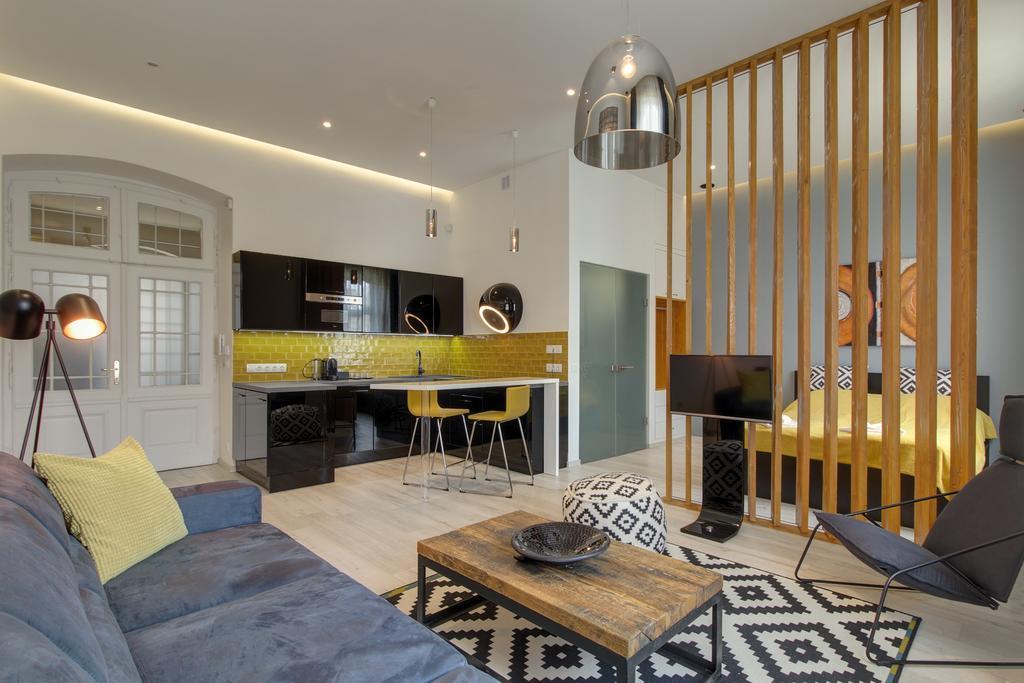 Luxury Apartment By Hi5 -Andrassy Suite Будапеща Екстериор снимка